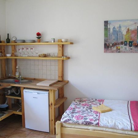 Hostel Singer Pub Ceske Budejovice Rom bilde