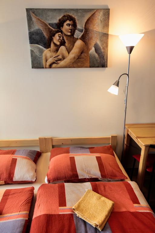 Hostel Singer Pub Ceske Budejovice Rom bilde