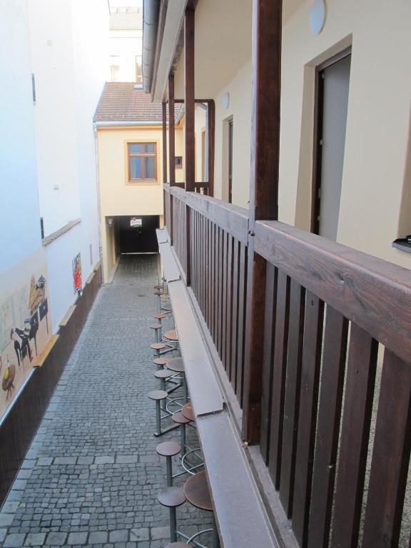 Hostel Singer Pub Ceske Budejovice Rom bilde
