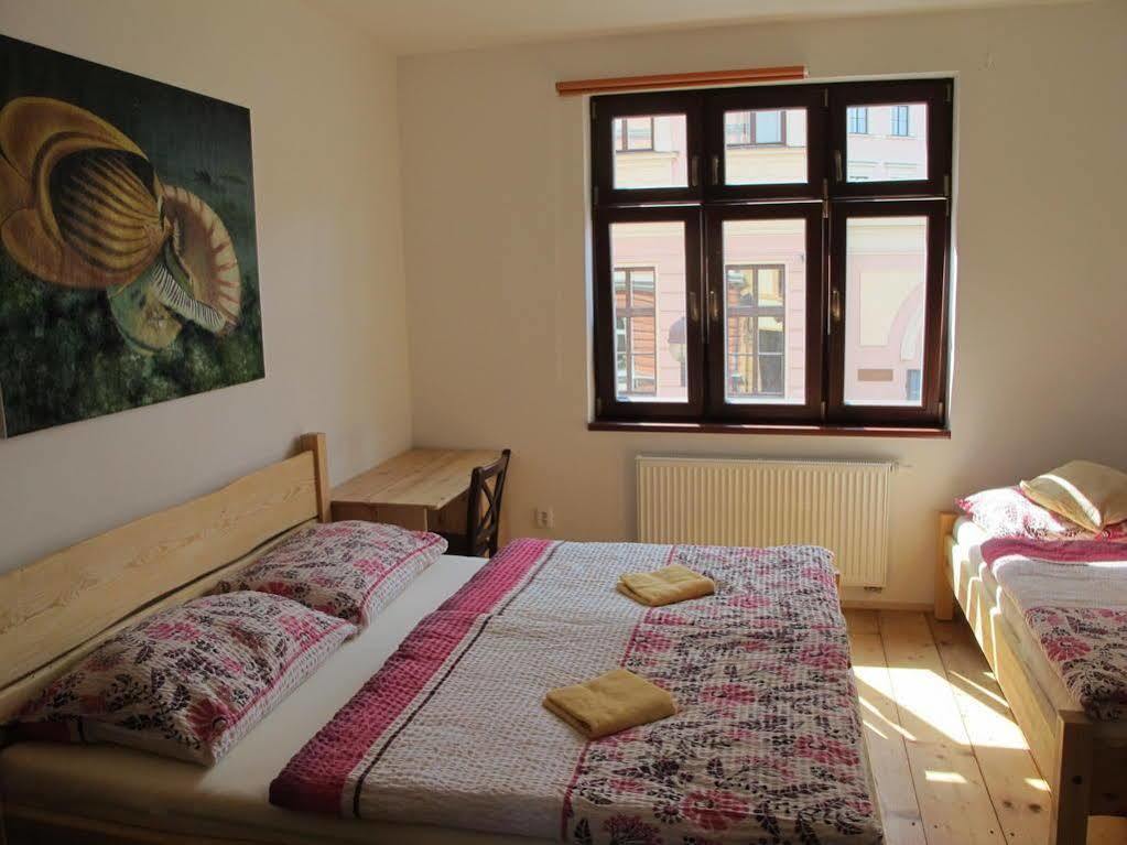 Hostel Singer Pub Ceske Budejovice Eksteriør bilde