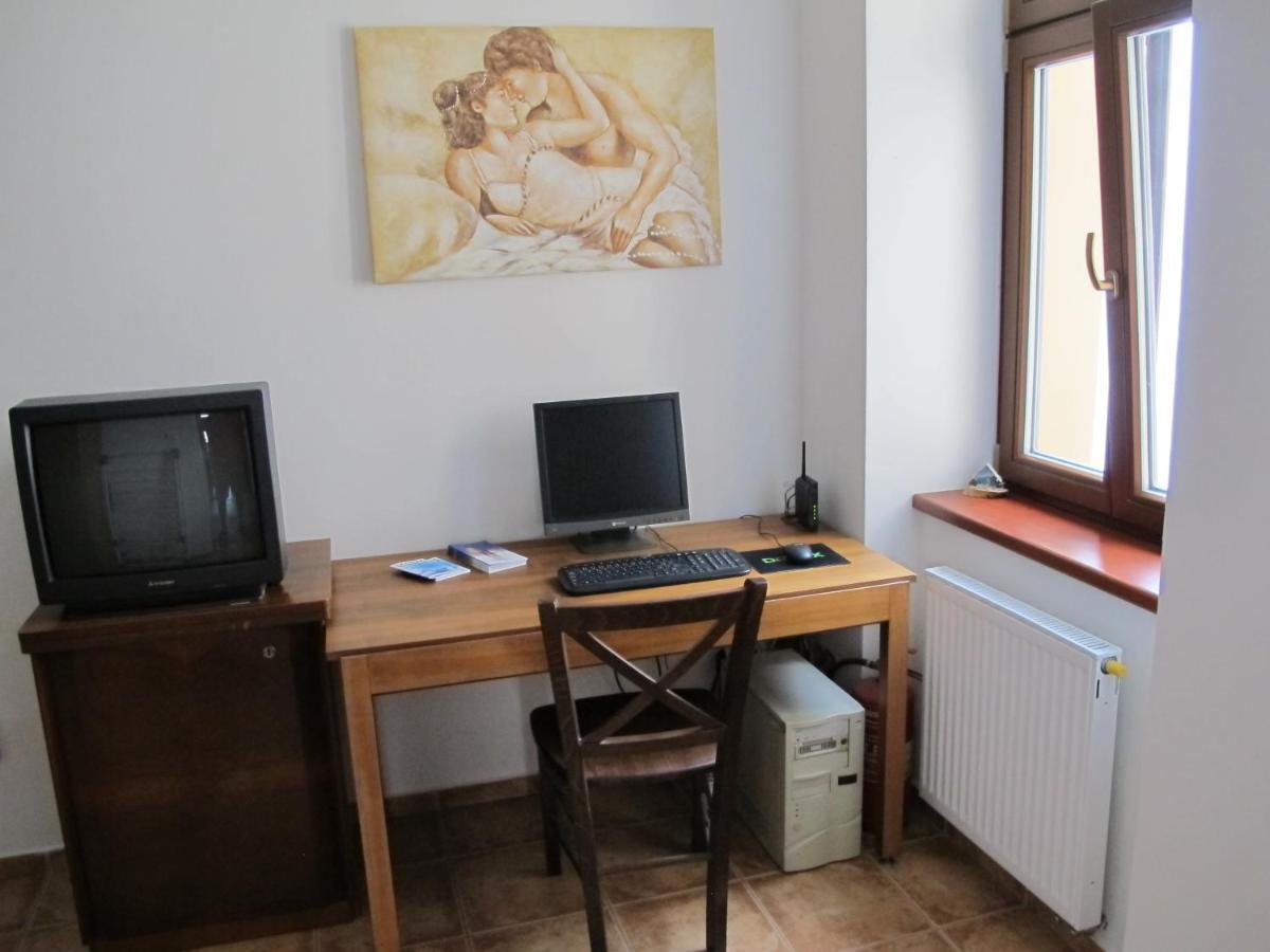 Hostel Singer Pub Ceske Budejovice Rom bilde